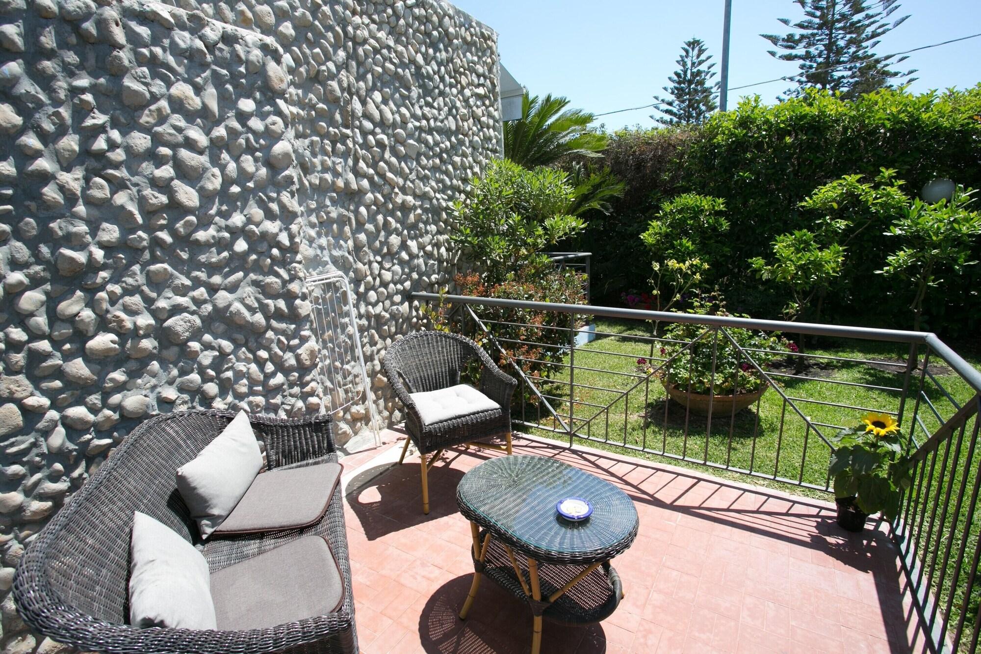 Hotel Villamare Fontane Bianche Exterior photo